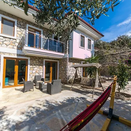 Hideway Soeguet Village Daily Weekly * מרמריס